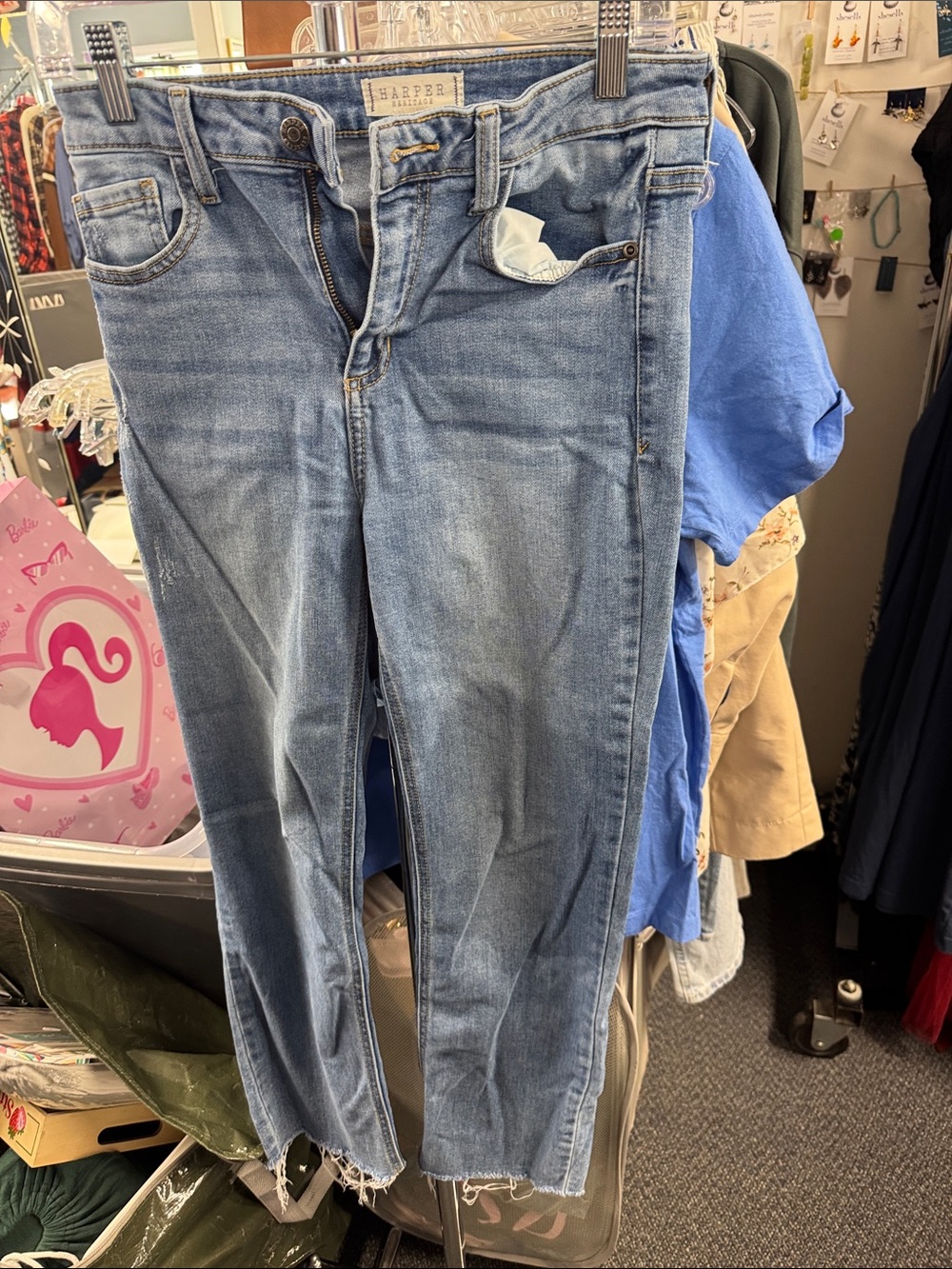 Harper heritage vintage straight fray jeans size 26 // 092301
